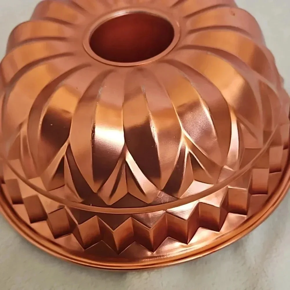 VINTAGE MOLD